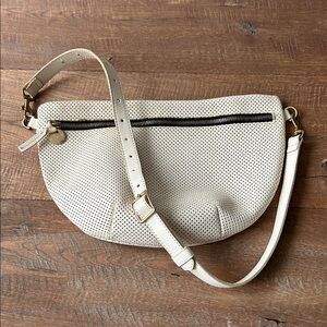 Clare V. Grande Fanny in Perf Cream